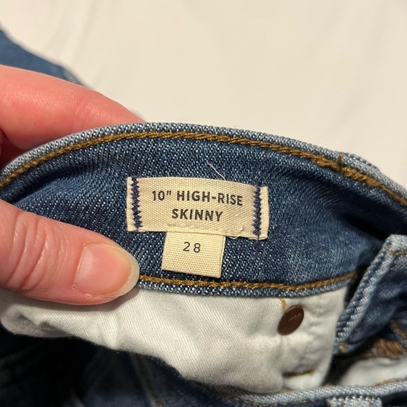 Madewell 10" High-Rise Skinny Jeans - Picture 11 of 15